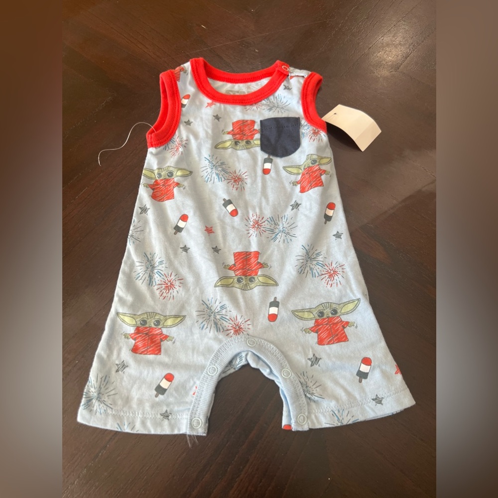 Star Wars Baby Yoda Romper Size (3-6M)